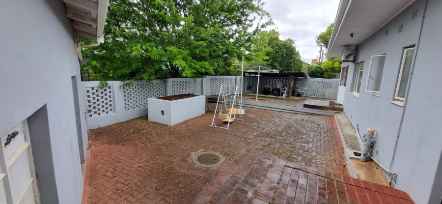 4 Bedroom Property for Sale in Porterville Western Cape